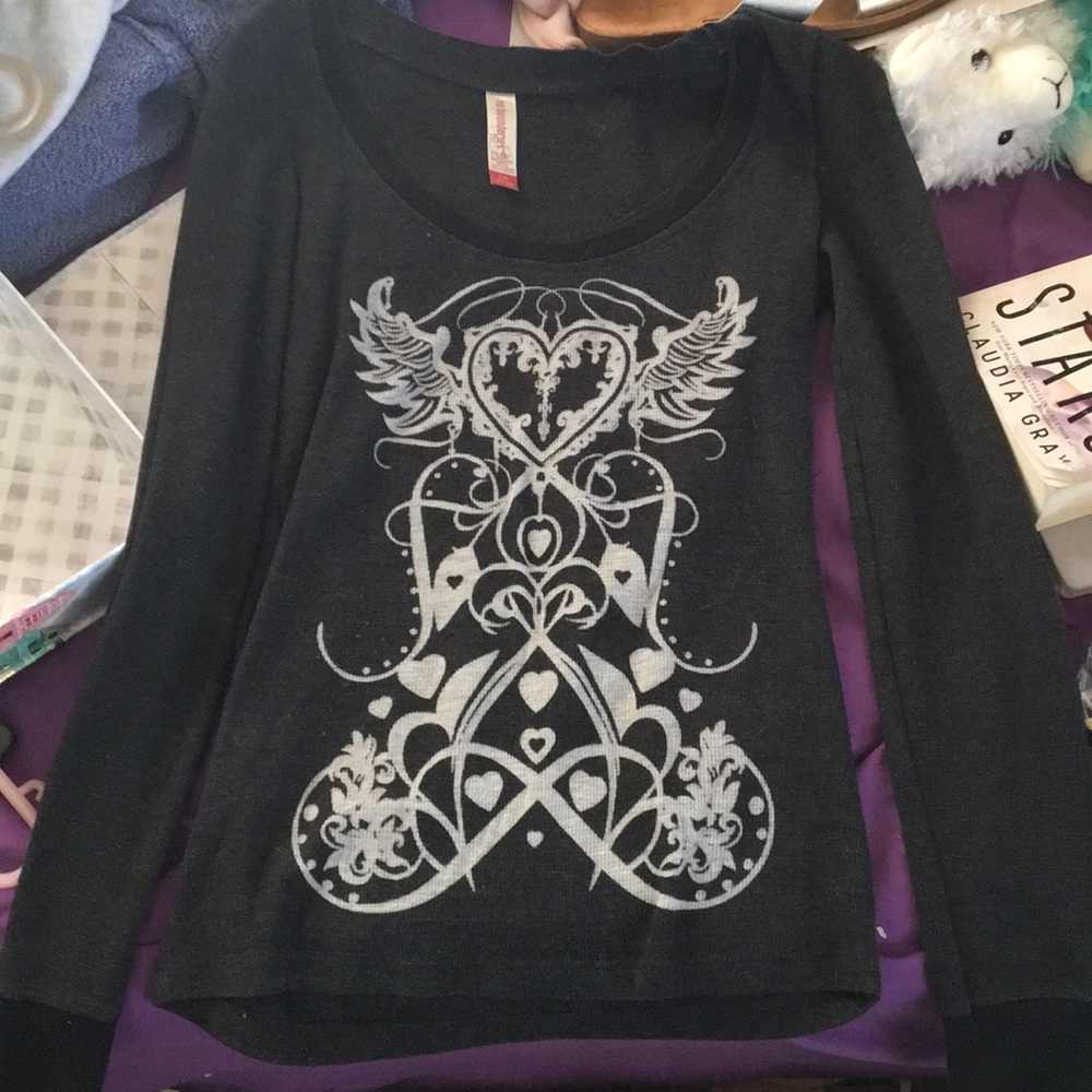 Long sleeve black shirt